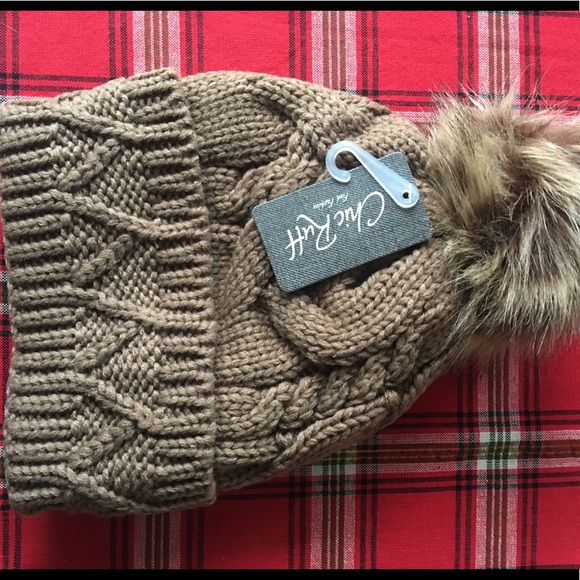 ❄️ Super Cozy Pom Pom Beanie ❄️ - Picture 7 of 8